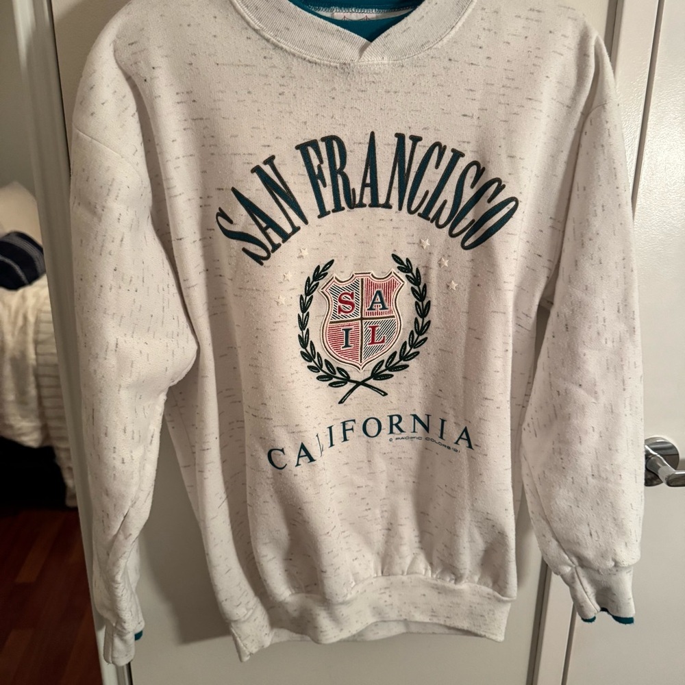 Vintage San Francisco California Sweatshirt Large
1991 - Picture 2 of 7